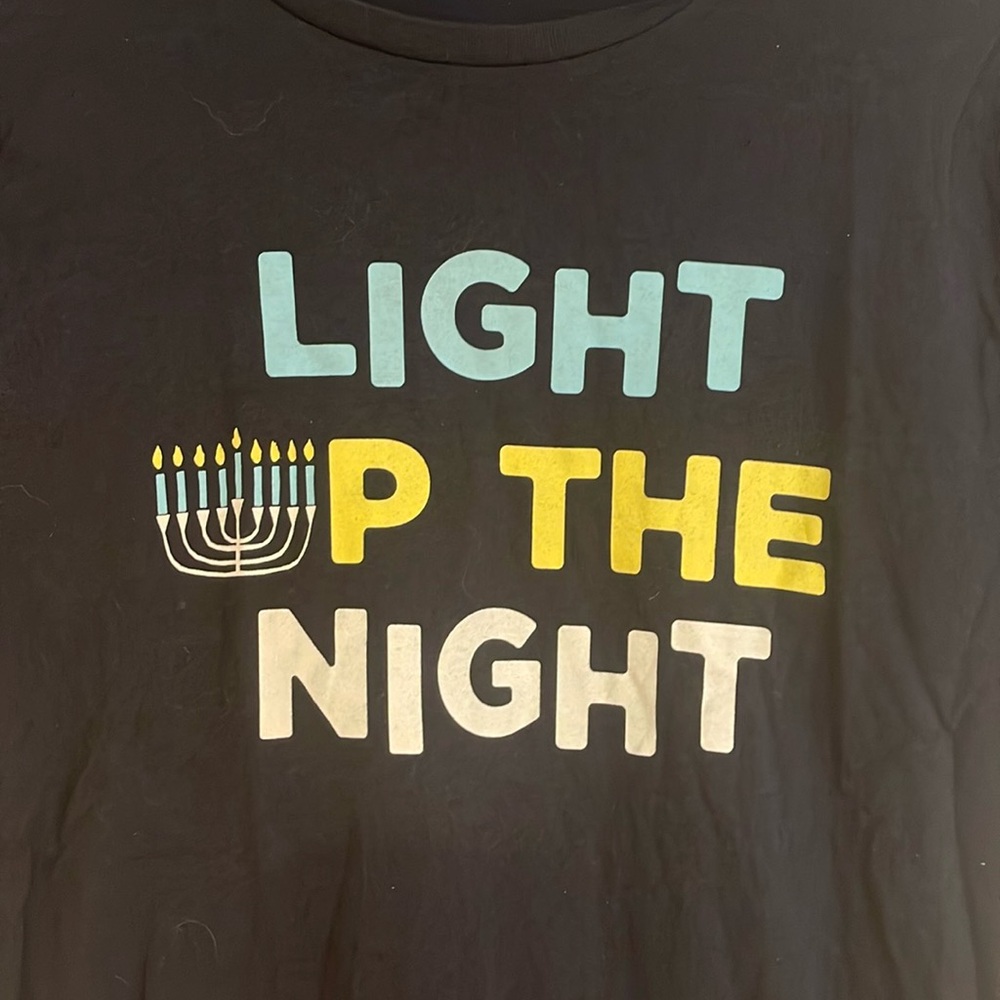 Old Navy, womenās medium light up the night Hanukkah T-shirt match the family